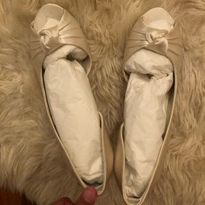 Wedding/ white heels